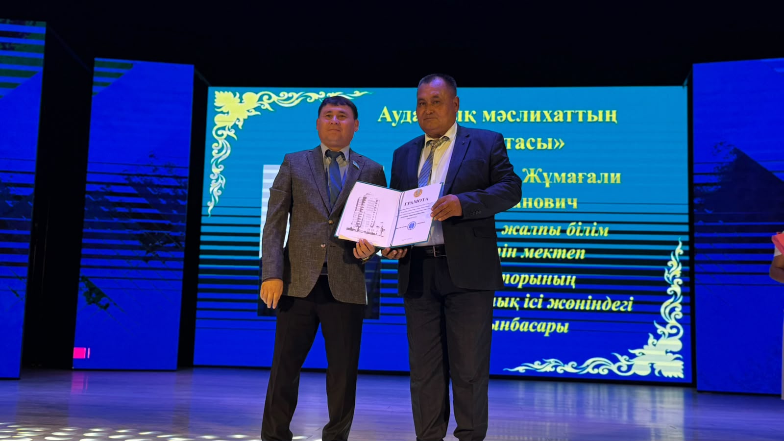 ОРДАБАСЫ: АУДАНДА ТАМЫЗ КЕҢЕСІ ӨТТІ