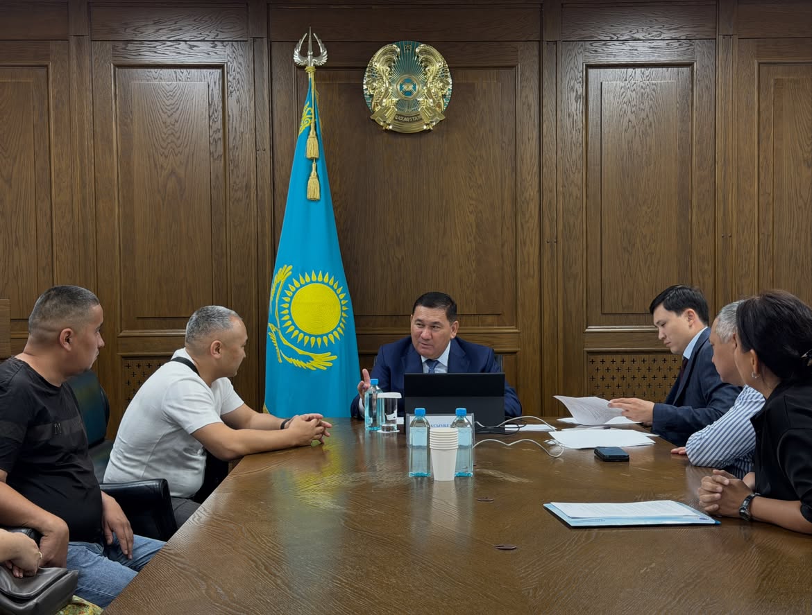 АУДАН ТҰРҒЫНДАРЫН ЖЕКЕ МӘСЕЛЕЛЕРІМЕН ҚАБЫЛДАУ