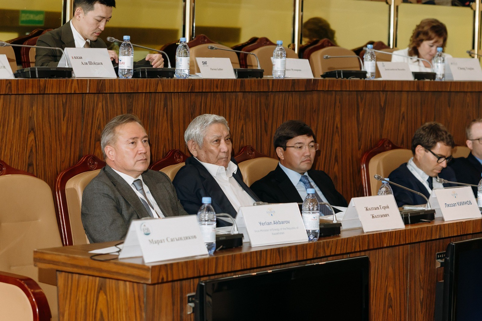 Энергетика министрлігінде мұнай бергіштігін арттырудың заманауи технологиялары талқыланды