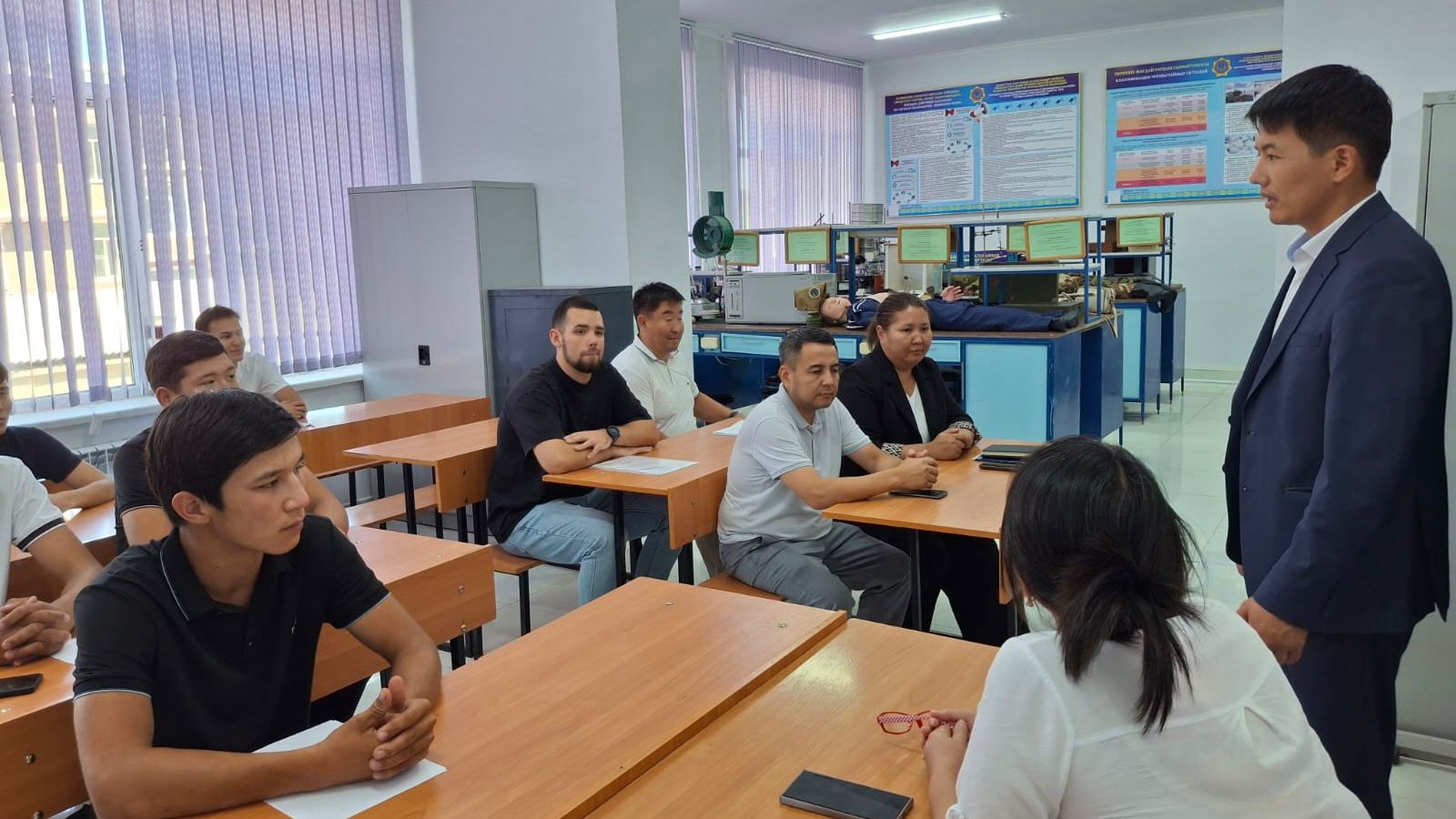 Өнеркәсіптік қауіпсіздік саласындағы жас мамандар: мансап пен мүмкіндіктер