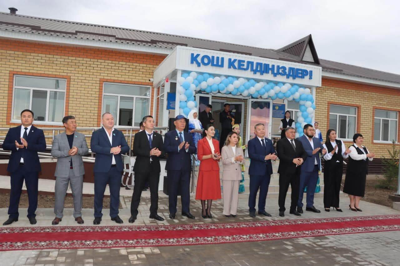 АЙНАБҰЛАҚ АУЫЛЫНДА ЖАҢА МЕКТЕП ҚОЛДАНЫСҚА БЕРІЛДІ