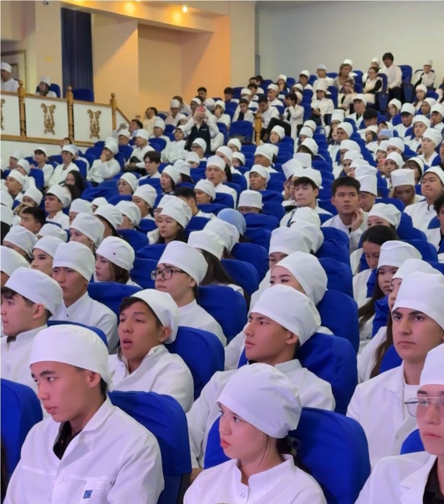 Нашақорлық, дропперлік және киберқауіптер: Алматыда жастарға арналған форум өтті