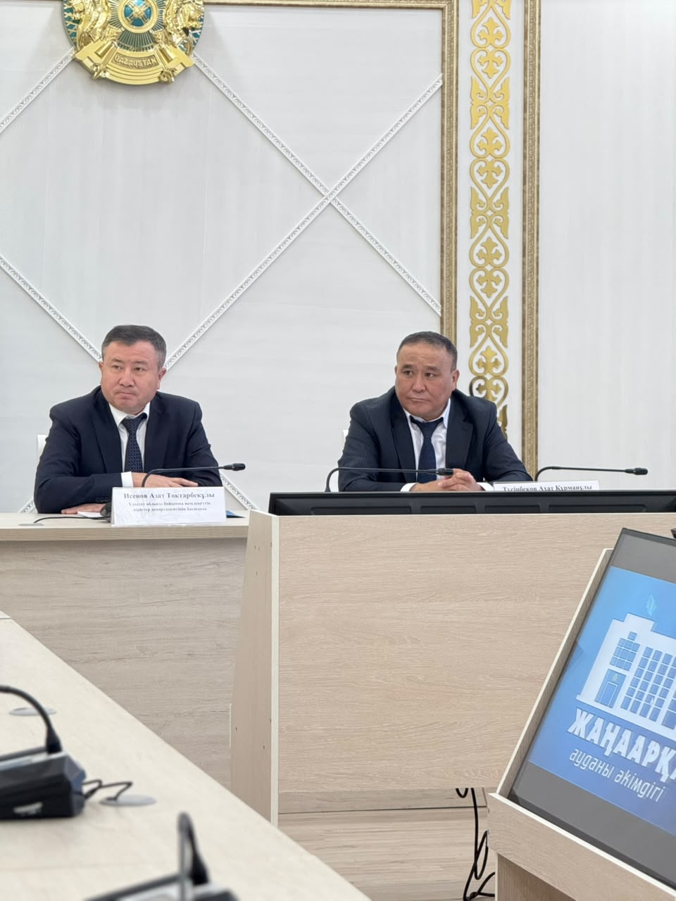 Департамент басшысы Жаңаарқа ауданының тұрғындарымен және бизнес өкілдерімен кездесті