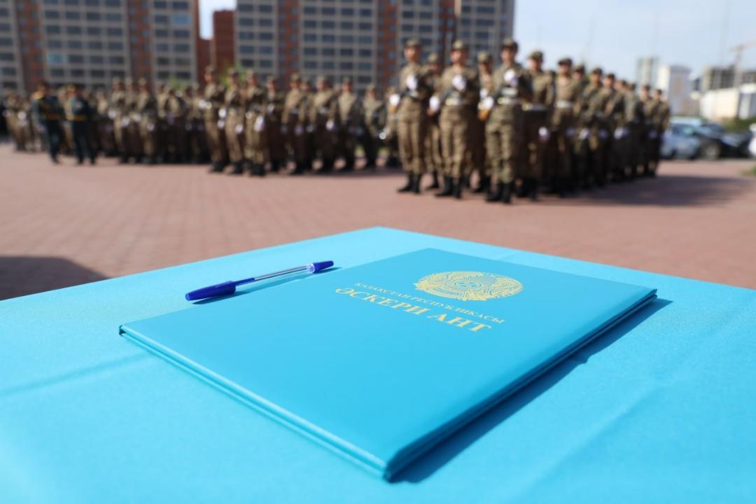 Президент Жарлығына сәйкес Қазақстанда күзгі шақыру науқаны басталды, оның шеңберінде қалалық және аудандық шақыру комиссиялары жұмысқа кірісті.