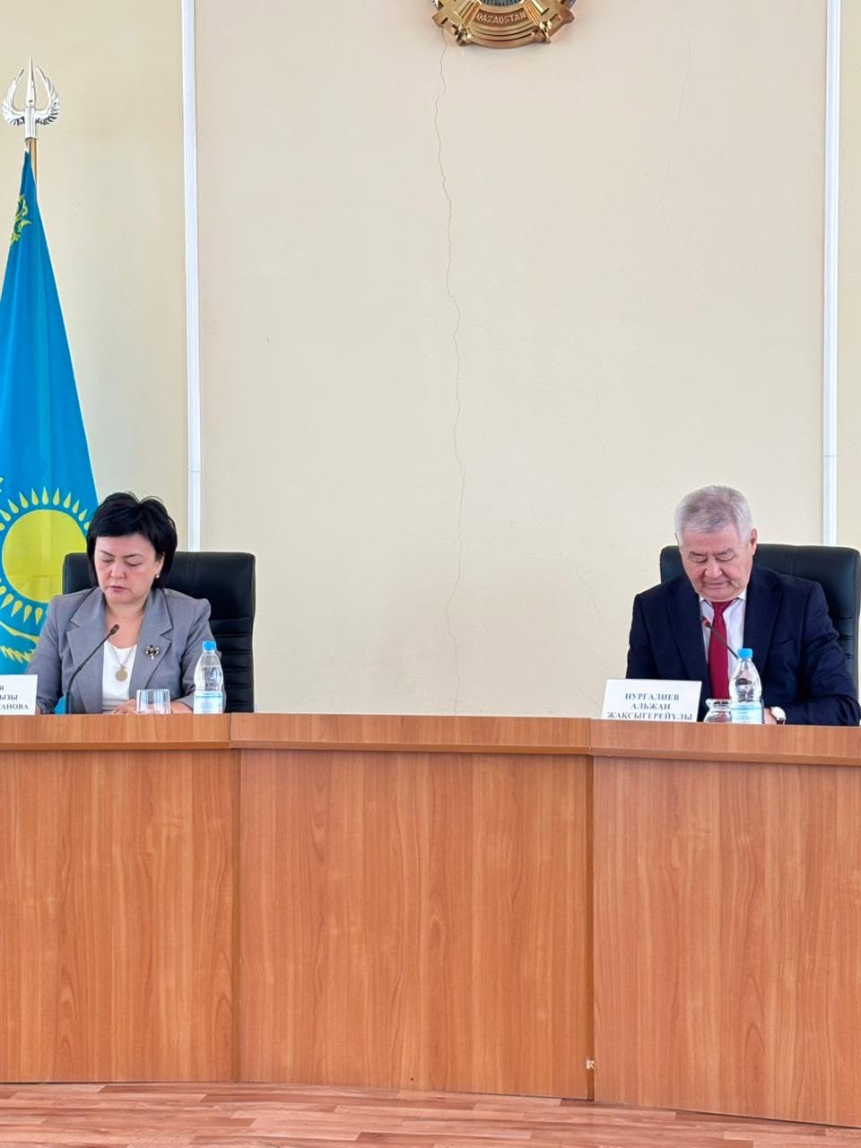 4 сентября прошла 33 cессия районного маслихата. Открыл ее председатель маслихата А. Нургалиев.