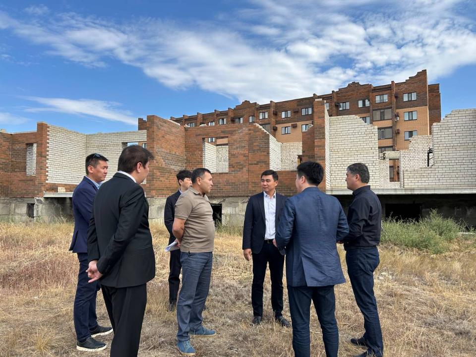 ҚР Өнеркәсіп және құрылыс вице-министрі Қ. Қажкенов Ақтөбе облысына жұмыс сапарымен келді.