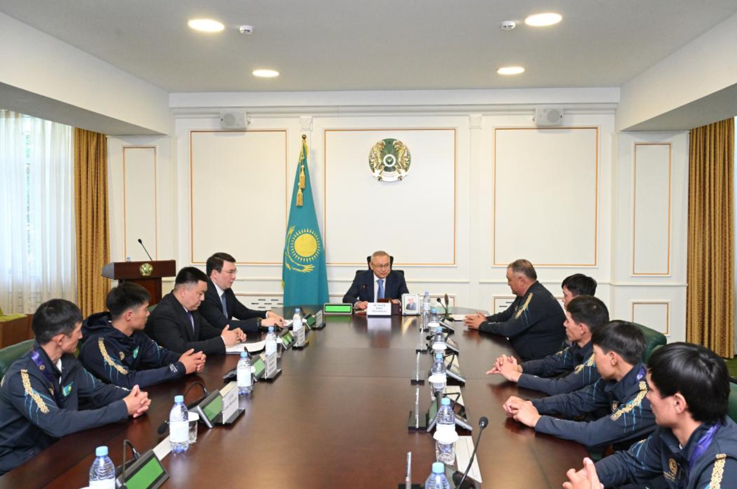 Қазақстан Президентінің әскери қызметшілермен жиналысы.