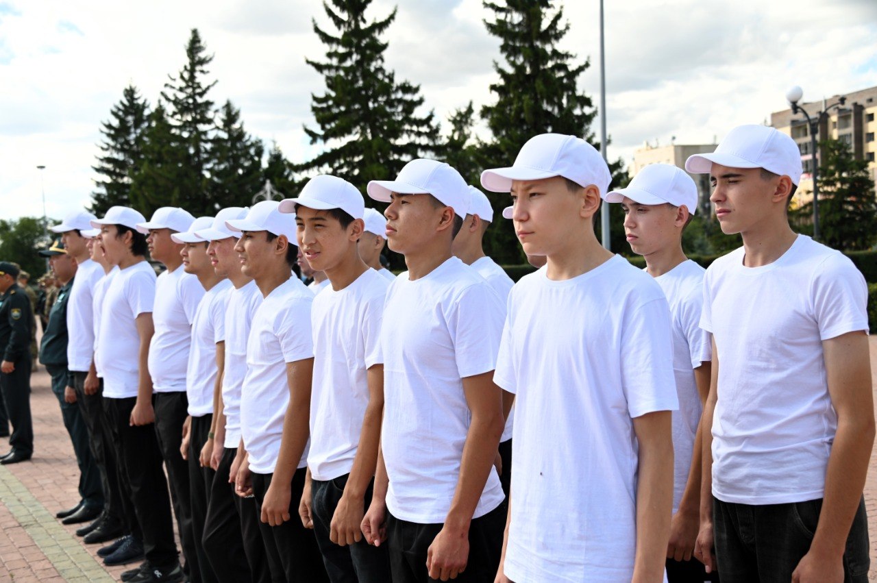 Сарбаз жолы