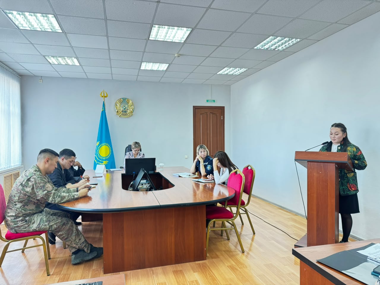 📢 Ауданда кәмелетке толмағандар істері және олардың құқықтарын қорғау жөніндегі комиссияның отырысы өтті.