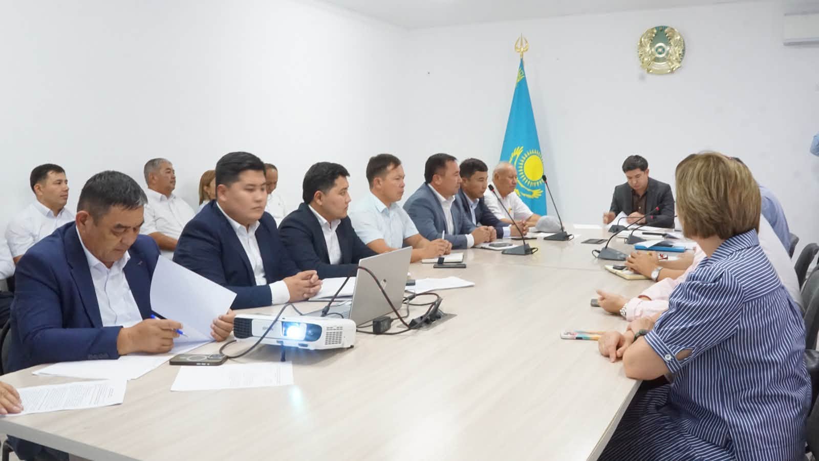 ОБСУЖДЕНЫ ВОПРОСЫ ЗАЩИТЫ ПРАВ НЕСОВЕРШЕННОЛЕТНИХ