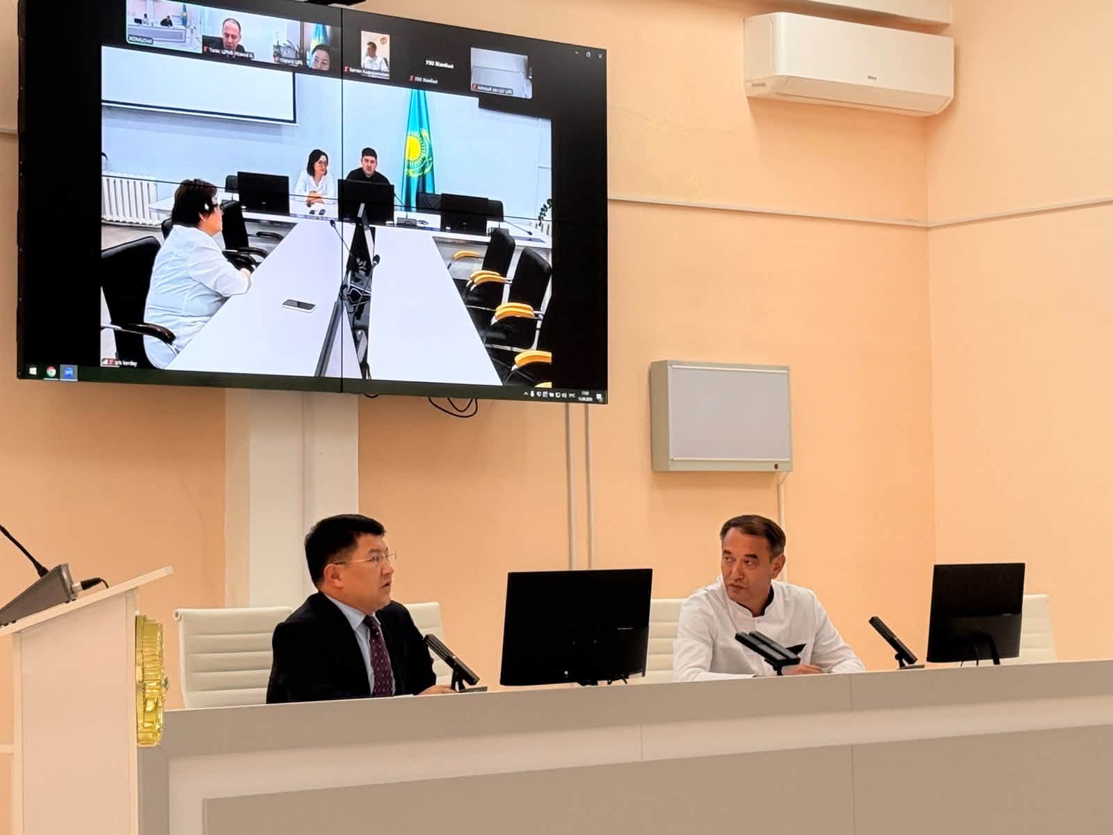 Жылжымалы медициналық кешендердің аудандарға шығу мәселелері талқыланды