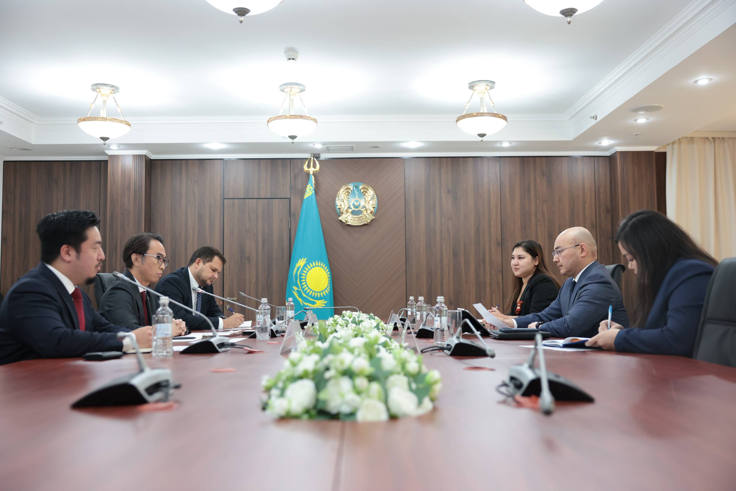 Қазақстан мен Жапония JCM бірлескен несиелеу тетігі аясындағы ынтымақтастықтың келешегін талқылады
