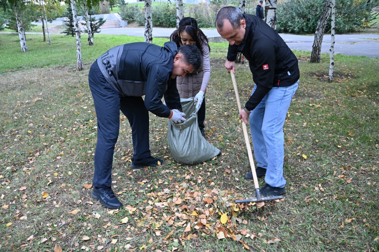 Military personnel of the Armed Forces took part in the city‑wide community work day