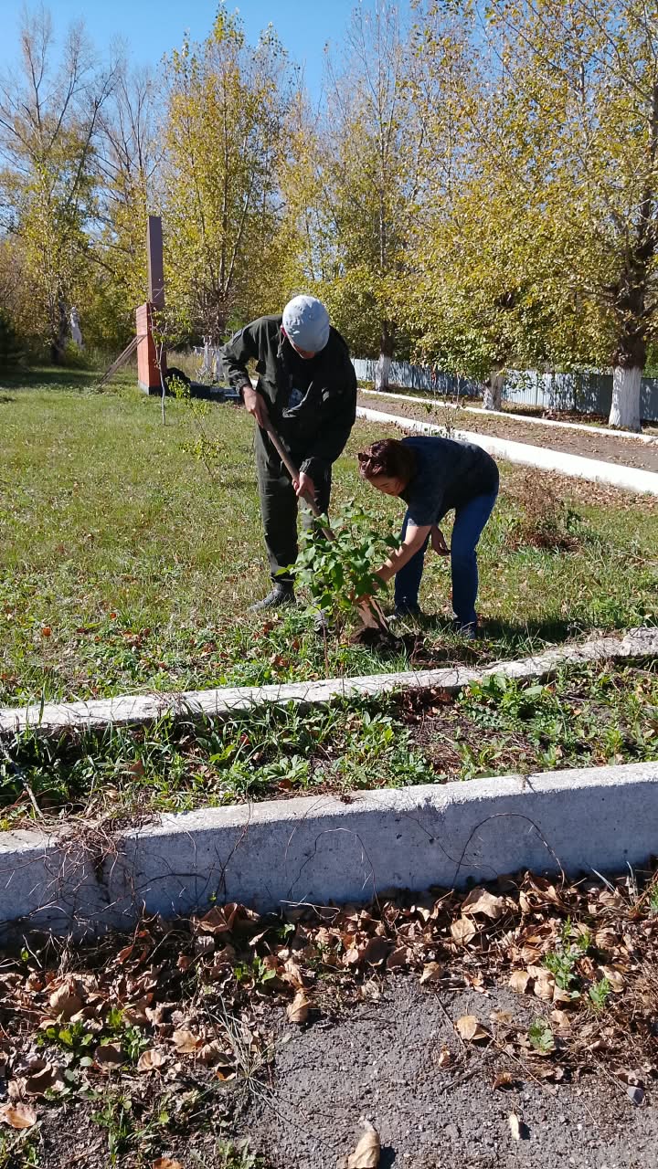 В рамках Всемирного дня чистоты World Cleanup Day в Кырымбетском  сельском округе прошёл экологический субботник.