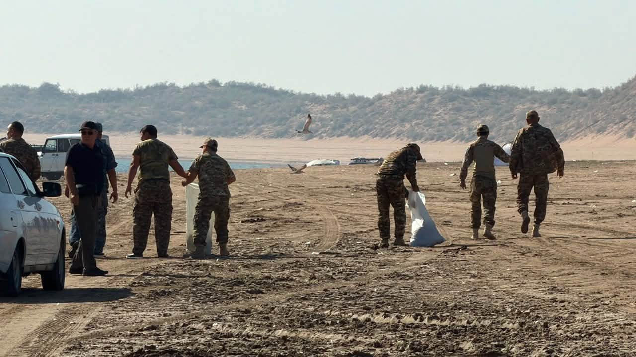 ШАРДАРА АУДАНЫНДА ДҮНИЕЖҮЗІЛІК ТАЗАЛЫҚ КҮНІНЕ ОРАЙ ЖАЛПЫХАЛЫҚТЫҚ СЕНБІЛІК ӨТТІ
