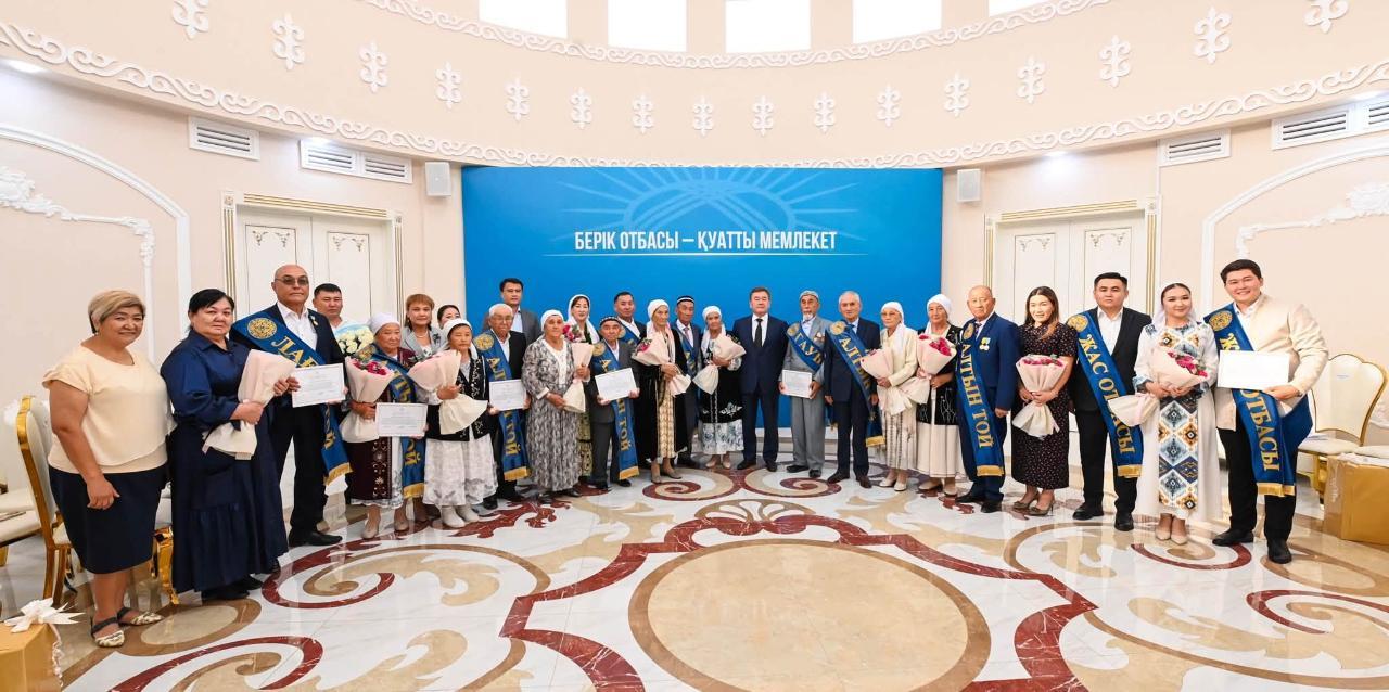 Торжественная встреча в преддверии Дня семьи