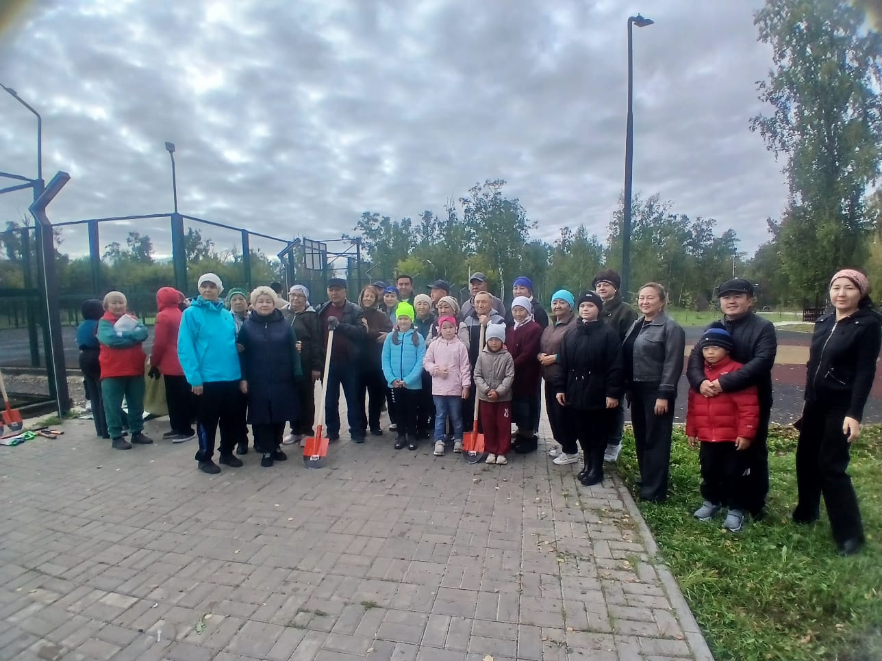 Қызылжар ауданында Бескөл ауылында экологиялық сенбілік өтті.   Дүниежүзілік тазалық күні және "Таза Қазақстан" жалпыұлттық бастамасы аясында экологиялық сенбілік өтті.