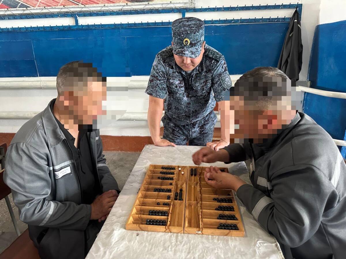 В учреждении средней безопасности ДУИС по области Абай среди осуждённых состоялся турнир по шахматам и тоғызқұмалақу