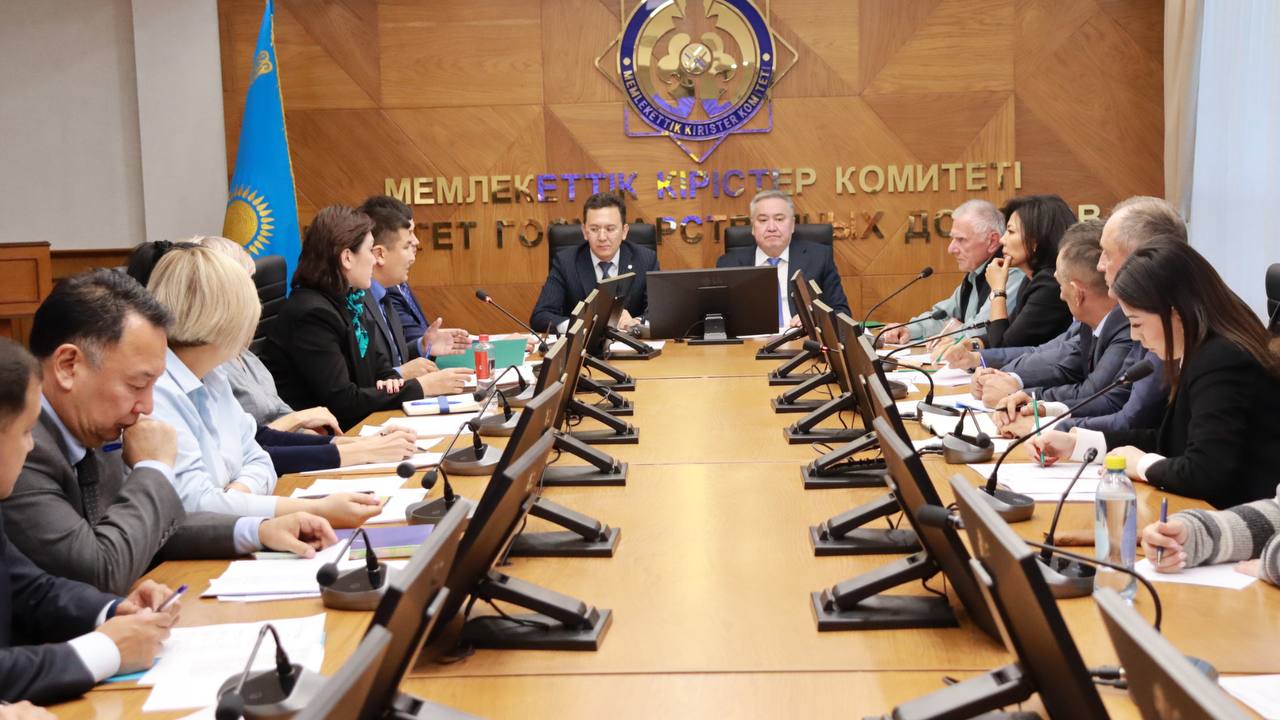 SRC discussed customs declaration issues with business representatives