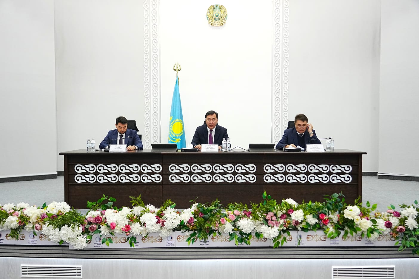 Көлік министрлігінде жергілікті жолдардың сапасына қойылатын жаңа талаптар талқылануда
