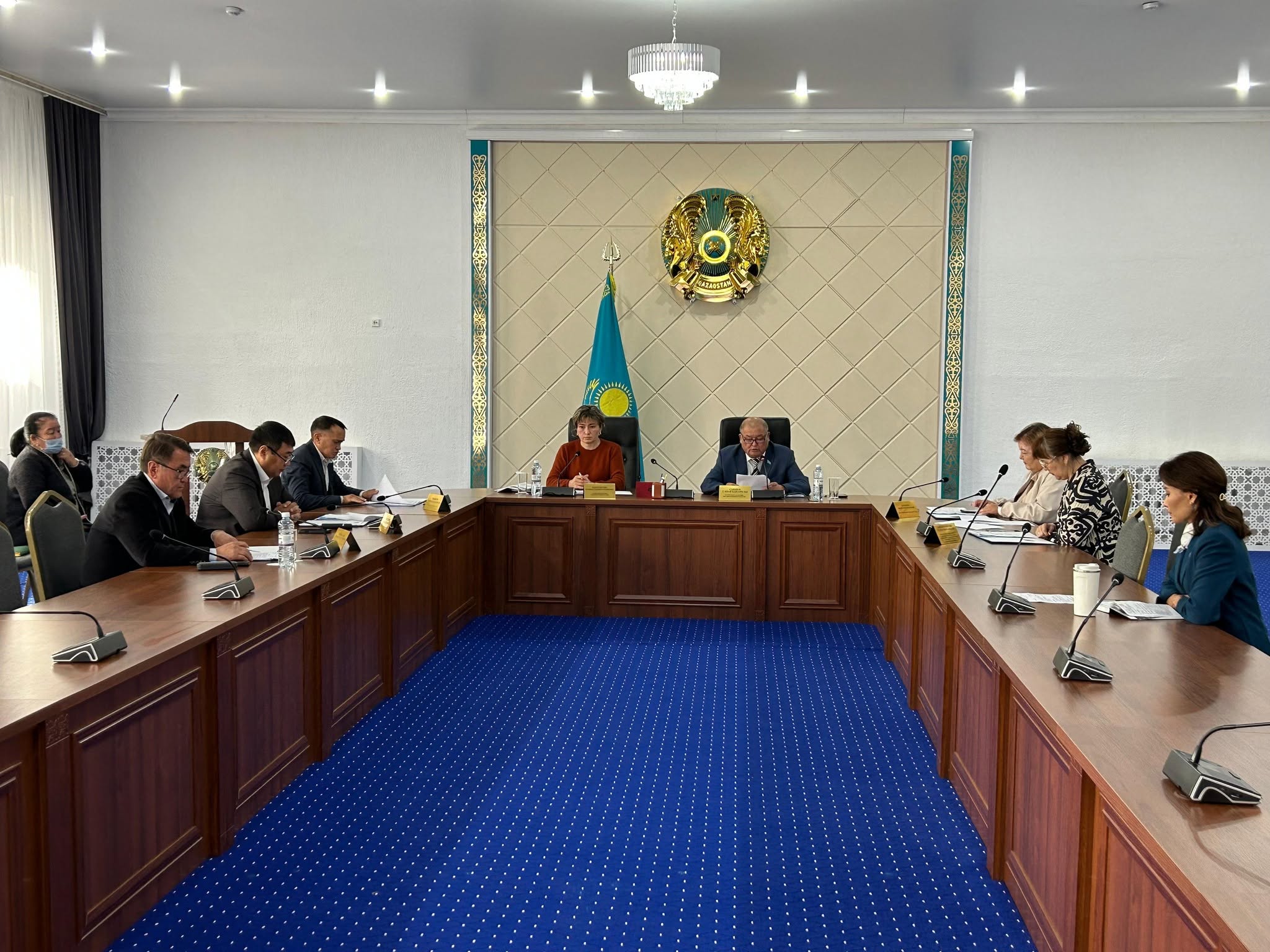 Уәлиханов аудандық мәслихатының кезектен тыс сессиясы өтті