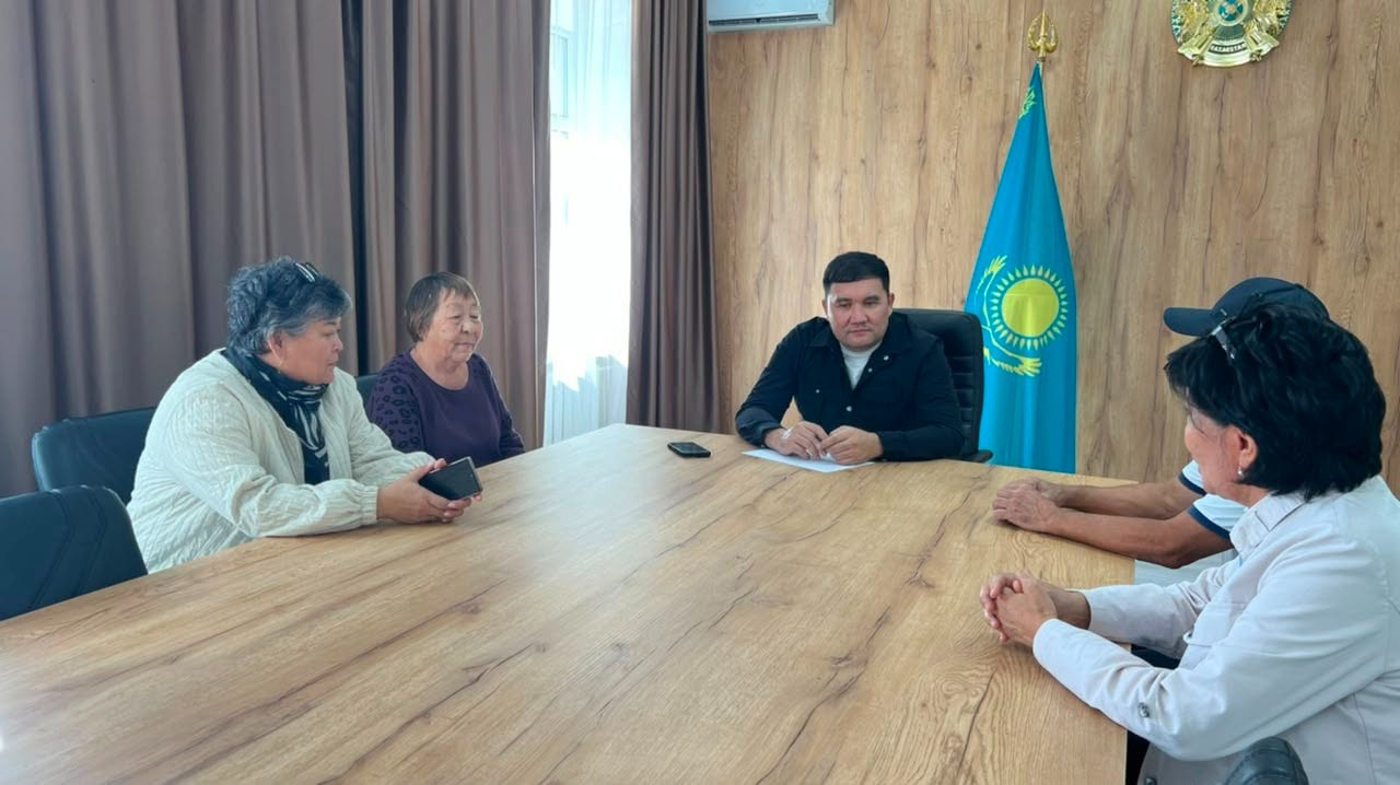 Жаңақала аудандық мәслихат депутаты С.Сертековтың жеке қабылдауы өтті