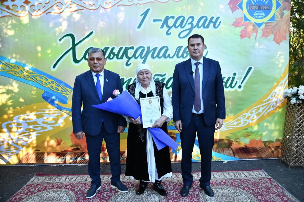 ҚАРТТАРҒА ҚҰРМЕТ КӨСЕТІЛДІ