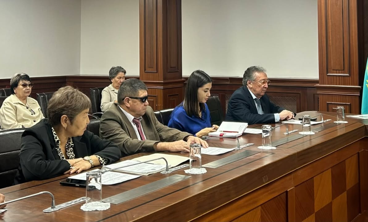 ПРЕДСТАВИТЕЛЬ ВЫНЕС ПРОБЛЕМУ НА РАССМОТРЕНИЕ СОВЕТА.....