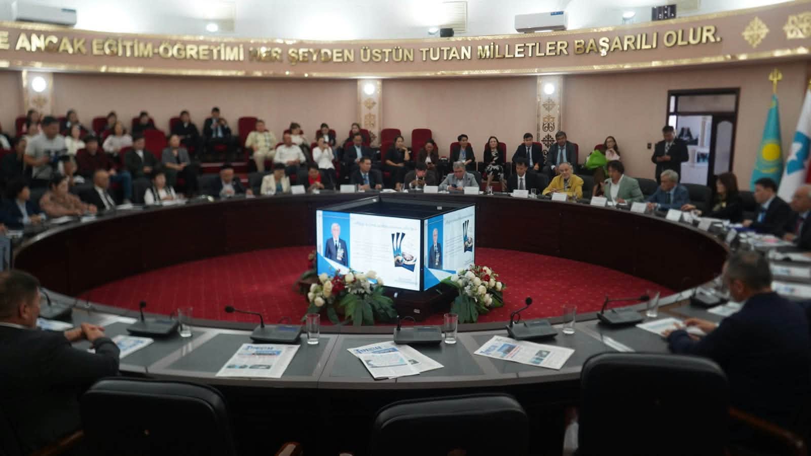 В ТУРКЕСТАНЕ СОСТОЯЛАСЬ ВСТРЕЧА, ПОСВЯЩЕННАЯ 75-ЛЕТИЮ ПРОФЕССОРА СЕЙДУЛЛЫ САДЫКУЛЫ