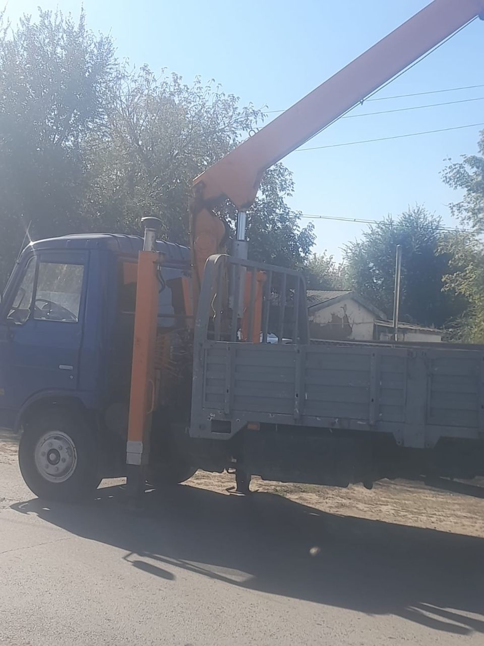 Произведена замена неработающих фонарей уличного освещения в селе Жайсан.