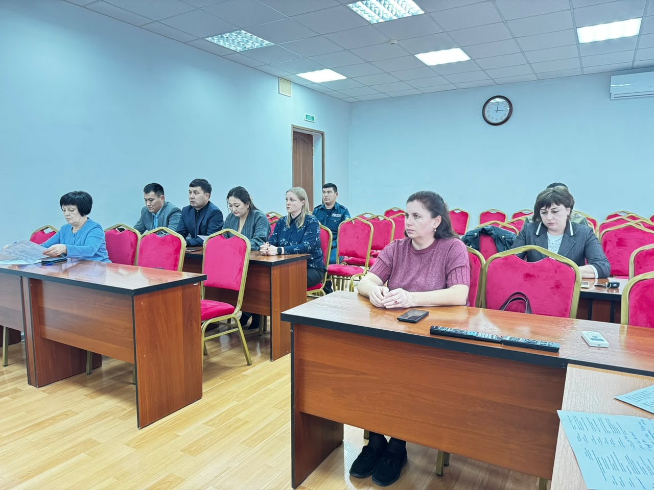 📢 Кәмелетке толмағандар істері және олардың құқықтарын қорғау жөніндегі комиссияның кезекті отырысы өтті.