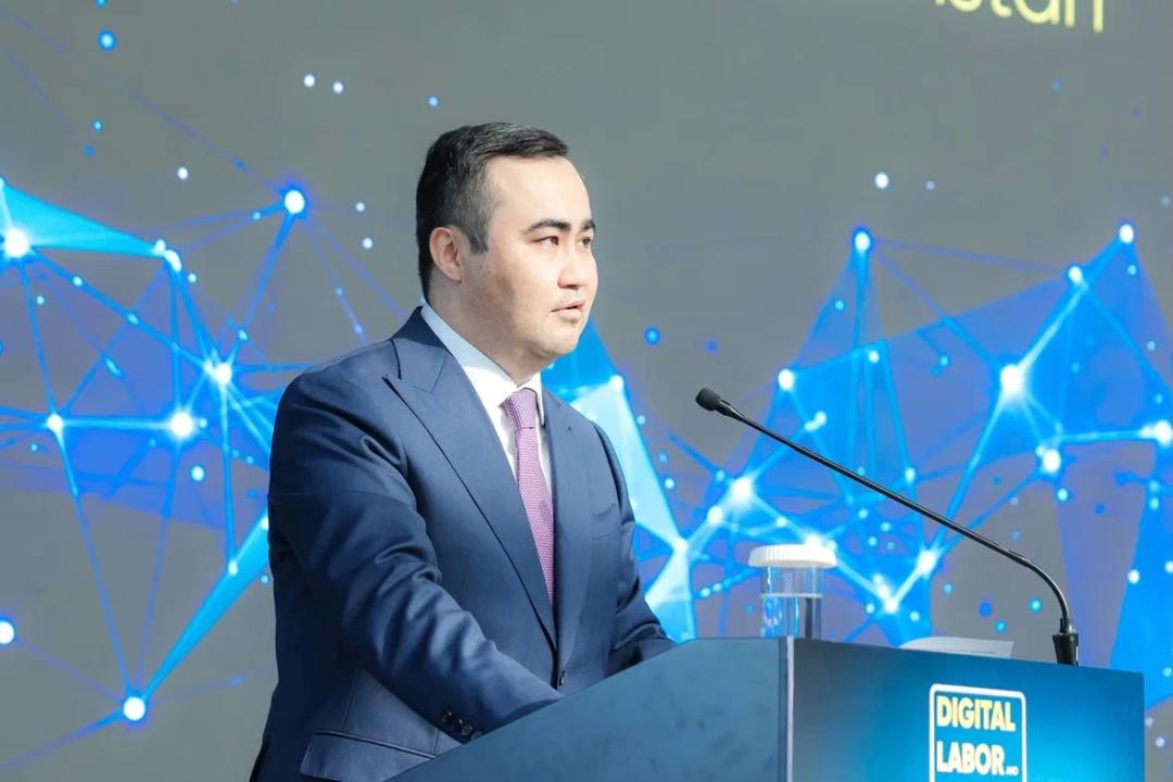 ЕҢБЕК САЛАСЫН ЦИФРЛАНДЫРУ: МЕМЛЕКЕТ, ЖҰМЫС БЕРУШІЛЕР МЕН КӘСІПОДАҚТАР ОРТАҚ ҚАҒИДАТТАРДЫ ҚАБЫЛДАДЫ