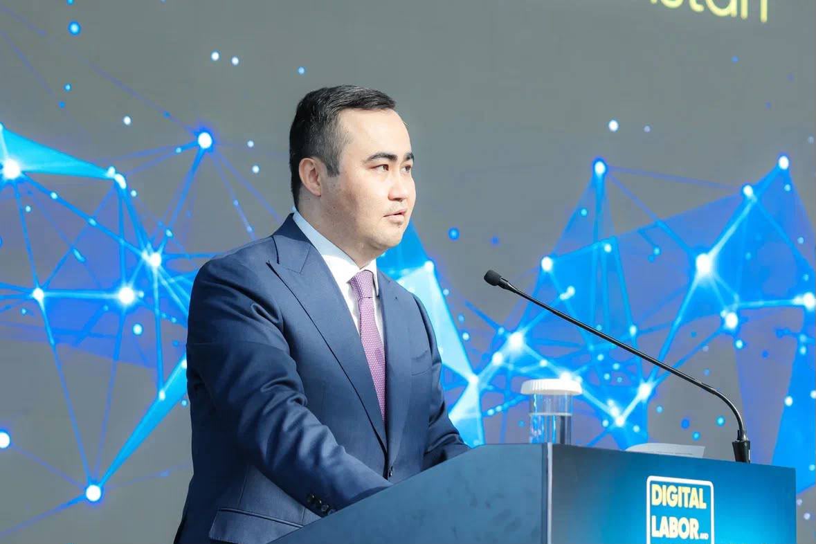 🇰🇿  ГОСУДАРСТВО, РАБОТОДАТЕЛИ И ПРОФСОЮЗЫ СОГЛАСОВАЛИ ПРИНЦИПЫ ПРИМЕНЕНИЯ ИИ В СФЕРЕ ТРУДА