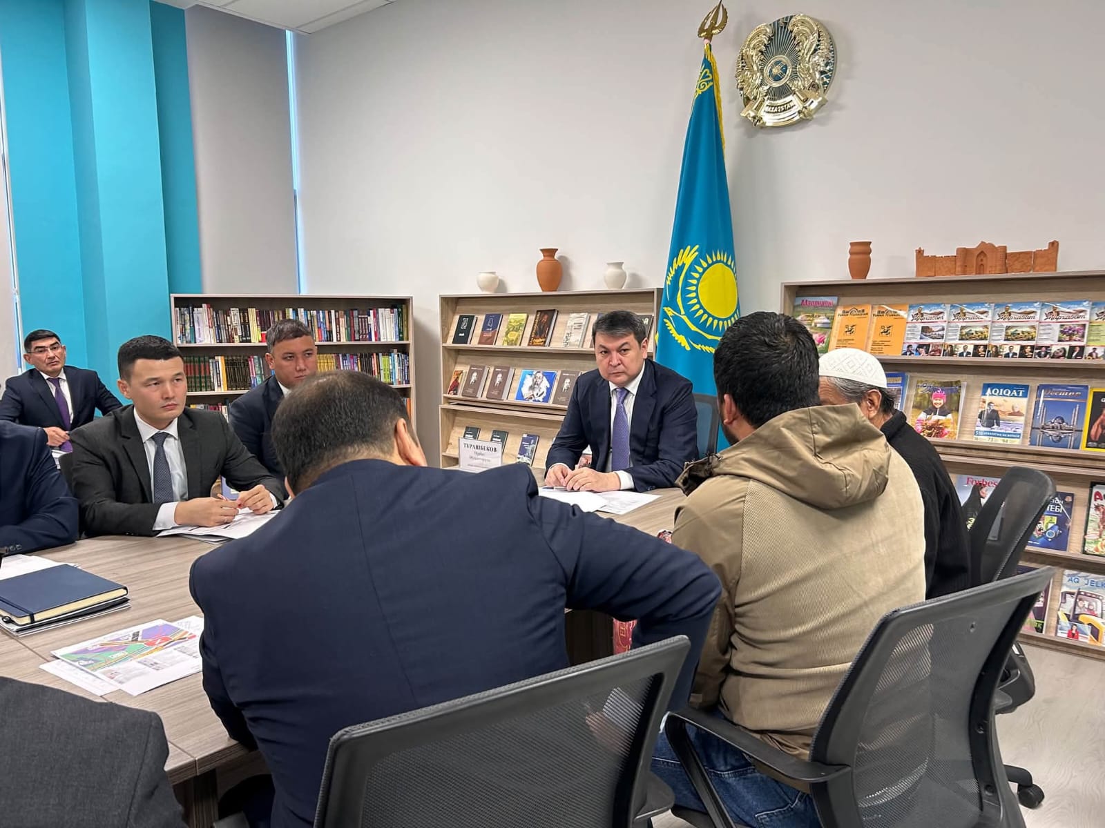 ТҮРКІСТАНДА «КІТАП ОҚИТЫН ҰЛТ» ЖОБАСЫ АЯСЫНДА ЖАҢА ӘДЕБИ АЛАҢ ӨЗ ЖҰМЫСЫН БАСТАДЫ