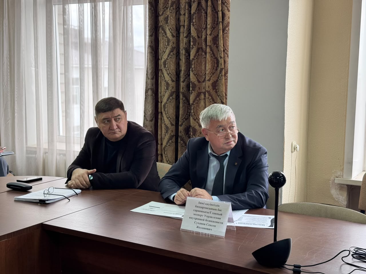 В департаменте проведена профилактическая беседа по вопросам противодействия коррупции