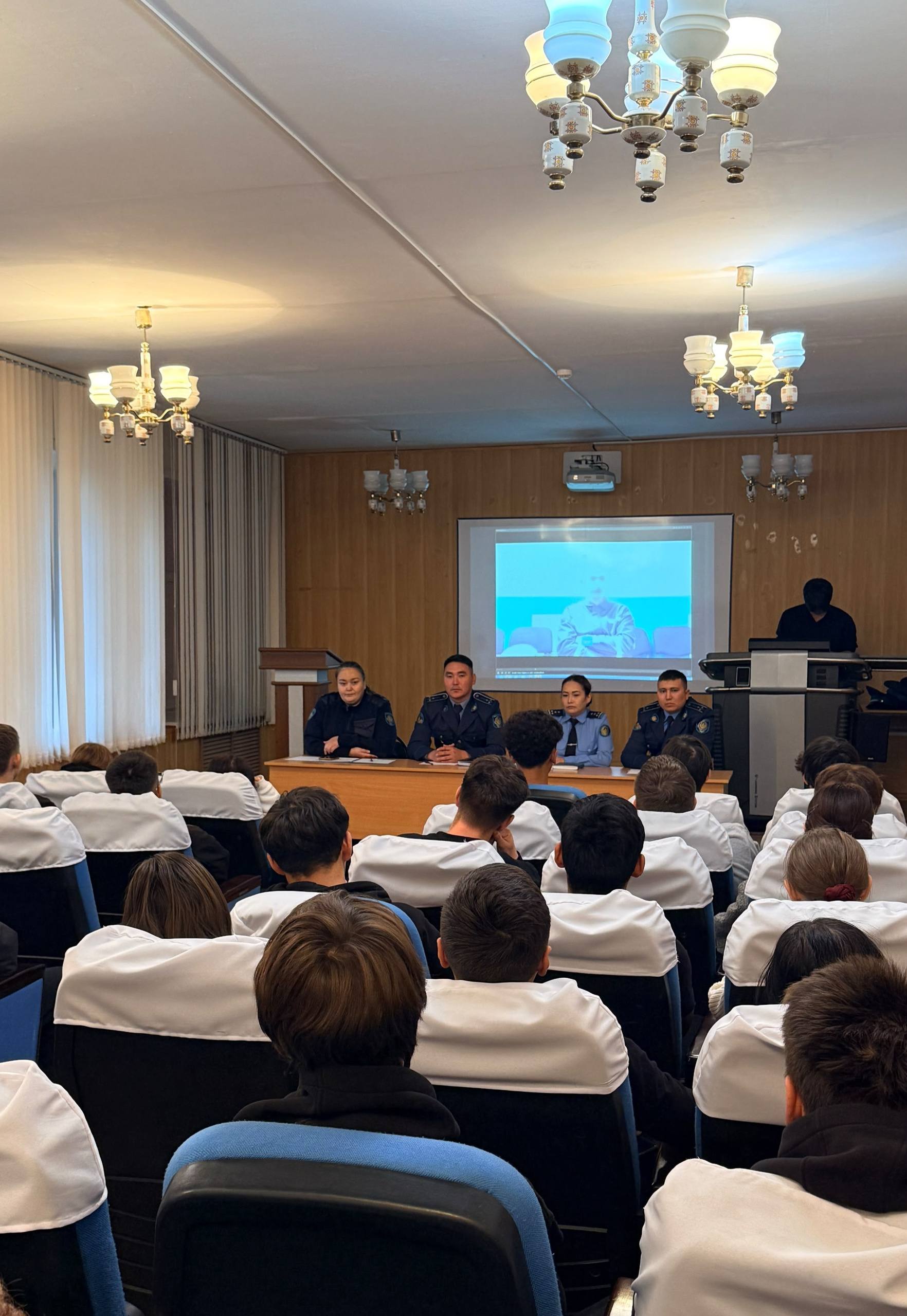 Павлодарда студенттерге есірткі қылмысының қауіпі түсіндірілді