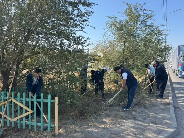 «ЧИСТЫЙ КАЗАХСТАН»: В САРЫАГАШСКОМ РАЙОНЕ ОРГАНИЗОВАЛИ МАСШТАБНЫЙ СУББОТНИК