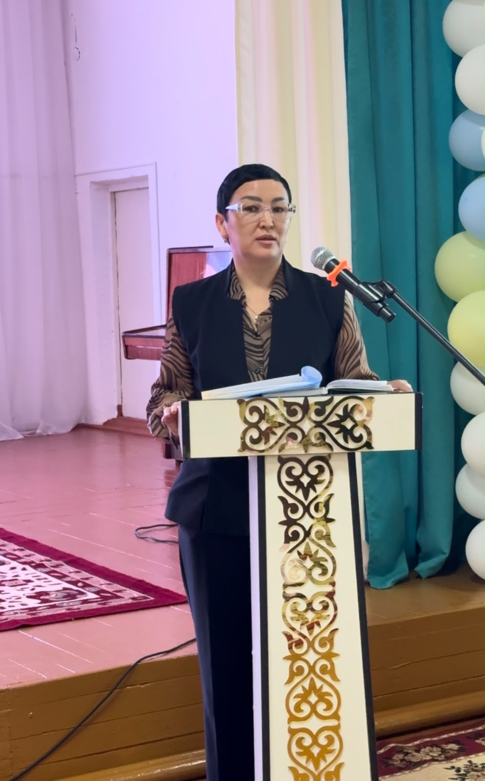 «Білім беру ұйымдарында оқушылардың құқықтарының қауіпсіздігі мен қорғалуын қамтамасыз ету» тақырыбы бойынша ведомстволық бағынысты ұйымдардың басшыларымен кеңес