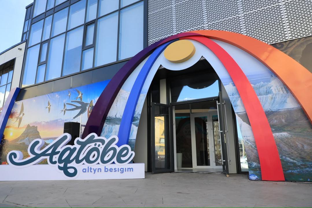 В Астане открылась выставка-ярмарка, объединившая более 100 креаторов Актюбинской области