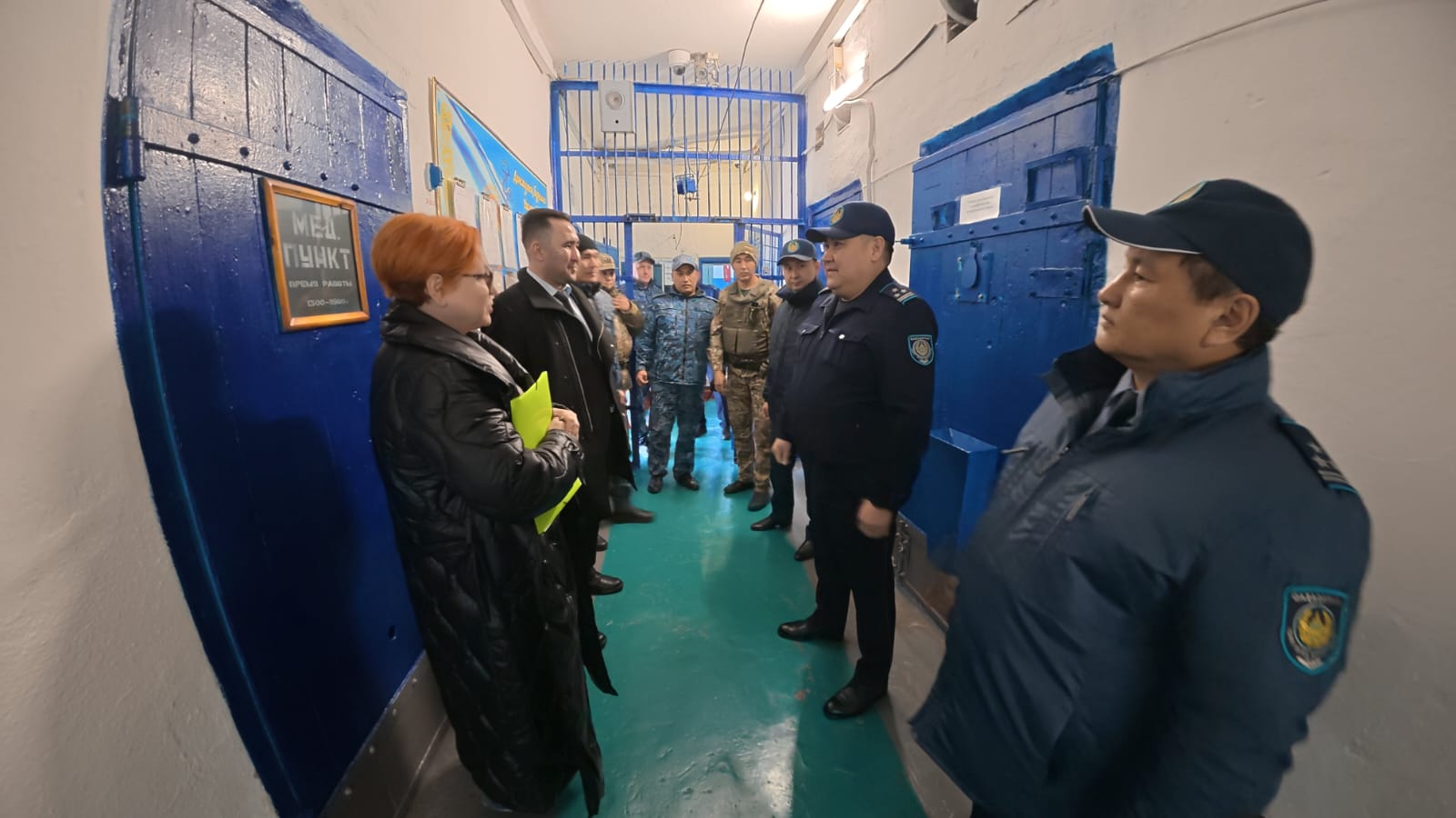 Представитель Уполномоченного по правам человека в Республике Казахстан по Карагандинской области К. М. Бейсенбеков совместно с членом Координационного совета при Уполномоченном по правам человека в Республике Казахстан Черноморской К.Н. посетили учреждение № 29 уголовно-исполнительной системы