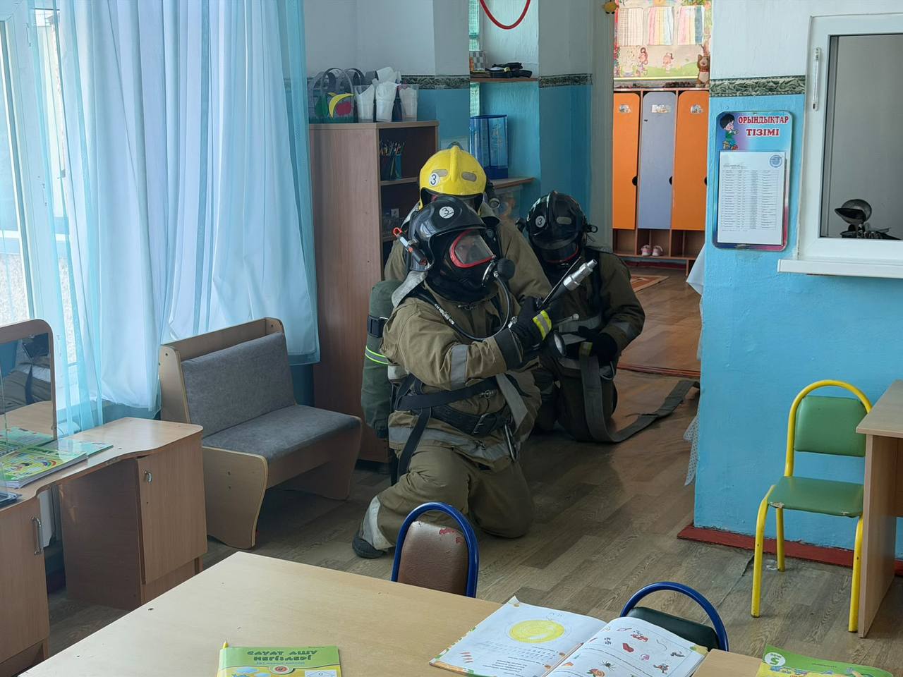 В школе города Тараз прошло пожарно-тактическое занятие