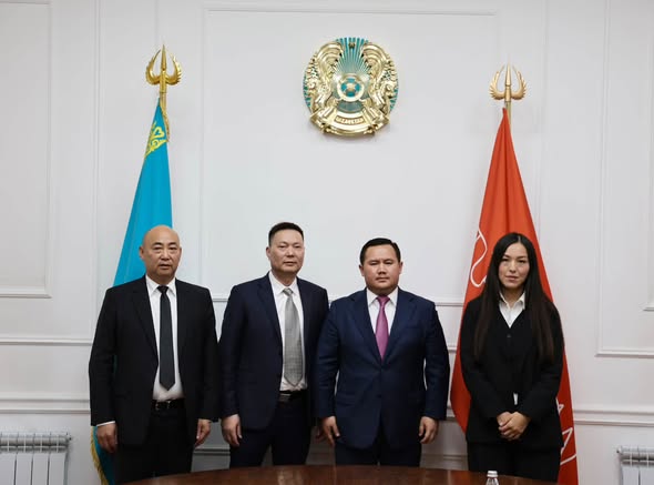 ҚАЛА ӘКІМІ ҚЫТАЙЛЫҚ ИНВЕСТОРЛАРМЕН КЕЗДЕСТІ
