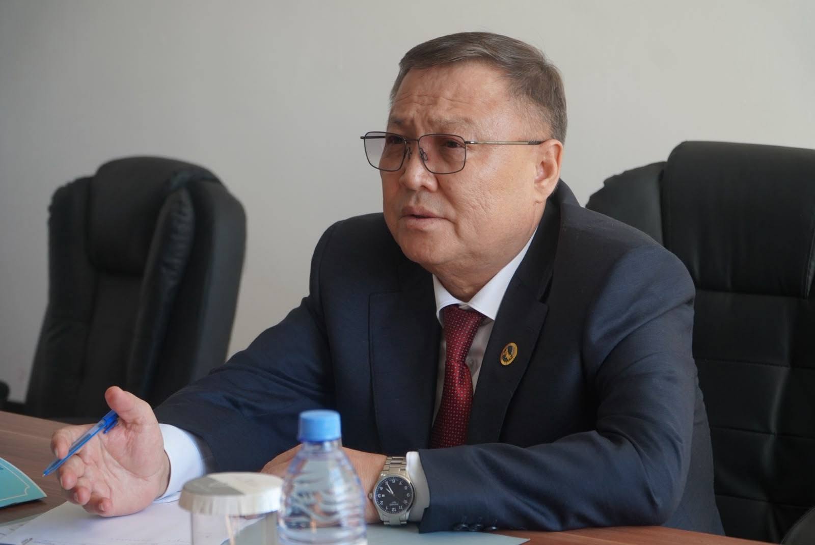 БӘЙДІБЕК: АУДАН ӘКІМІ МЫҢБҰЛАҚ АУЫЛДЫҚ ОКРУГІН АРАЛАДЫ