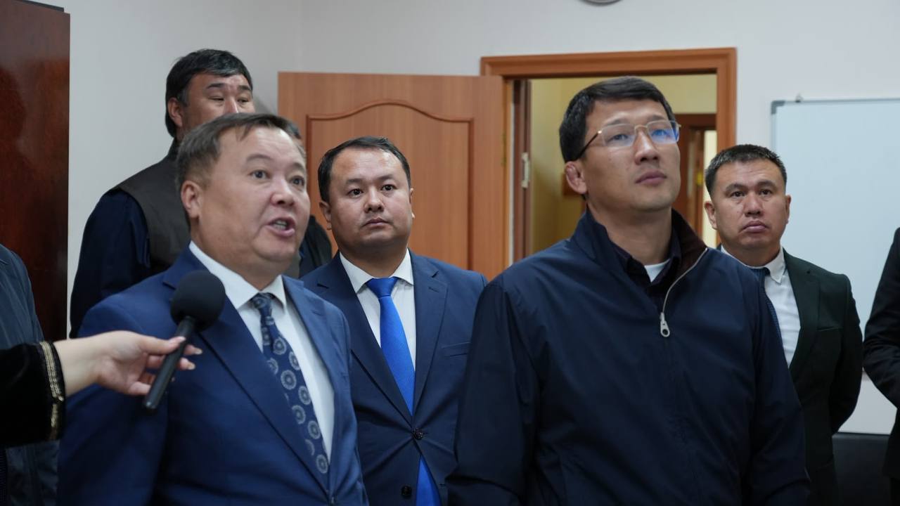 Қала басшысы «Таза Ақтау» мемлекеттік коммуналдық кәсіпорнының жұмысымен танысты