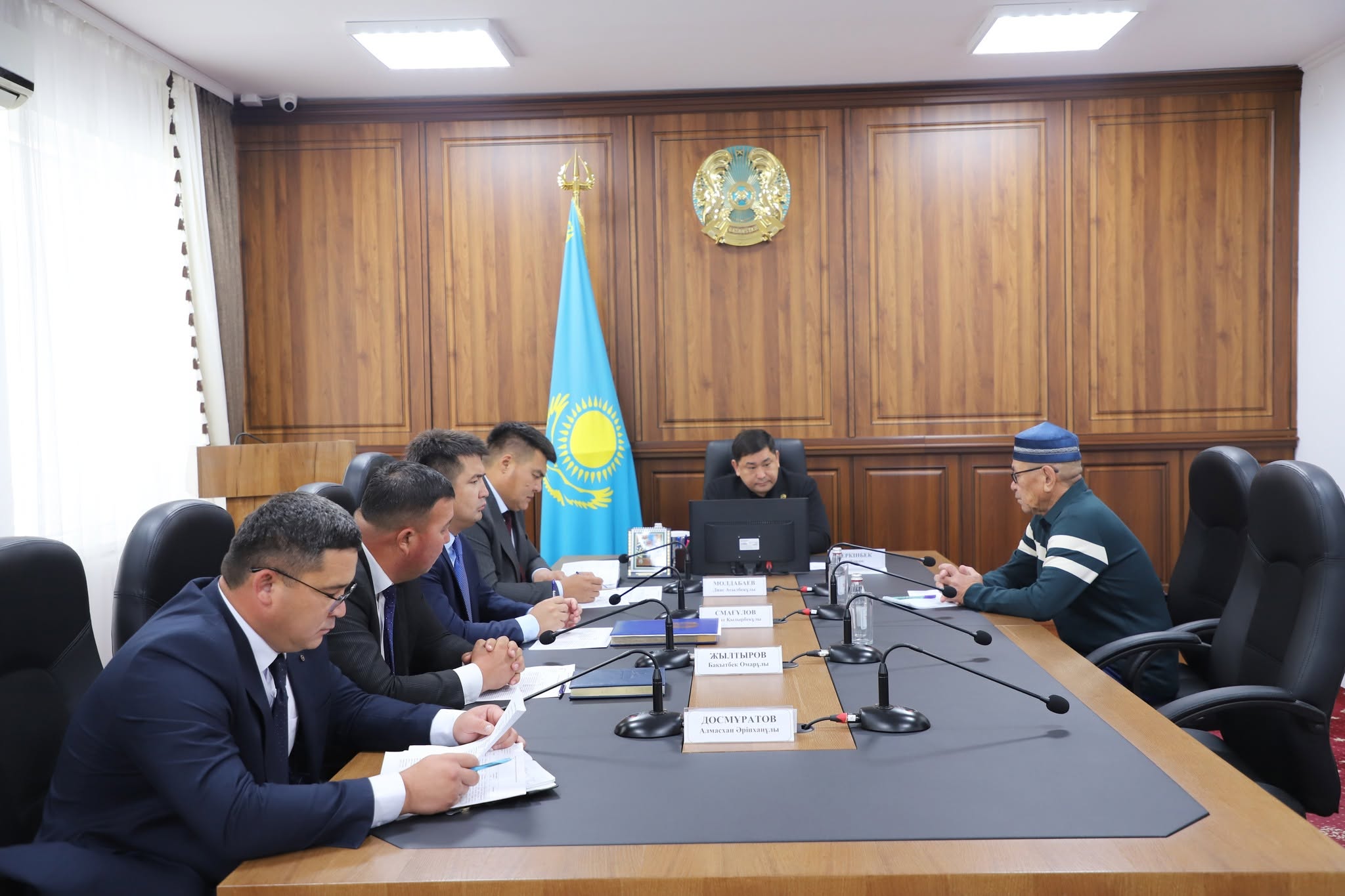 Жеке қабылдауда айтылған әрбір мәселелер бақылауда