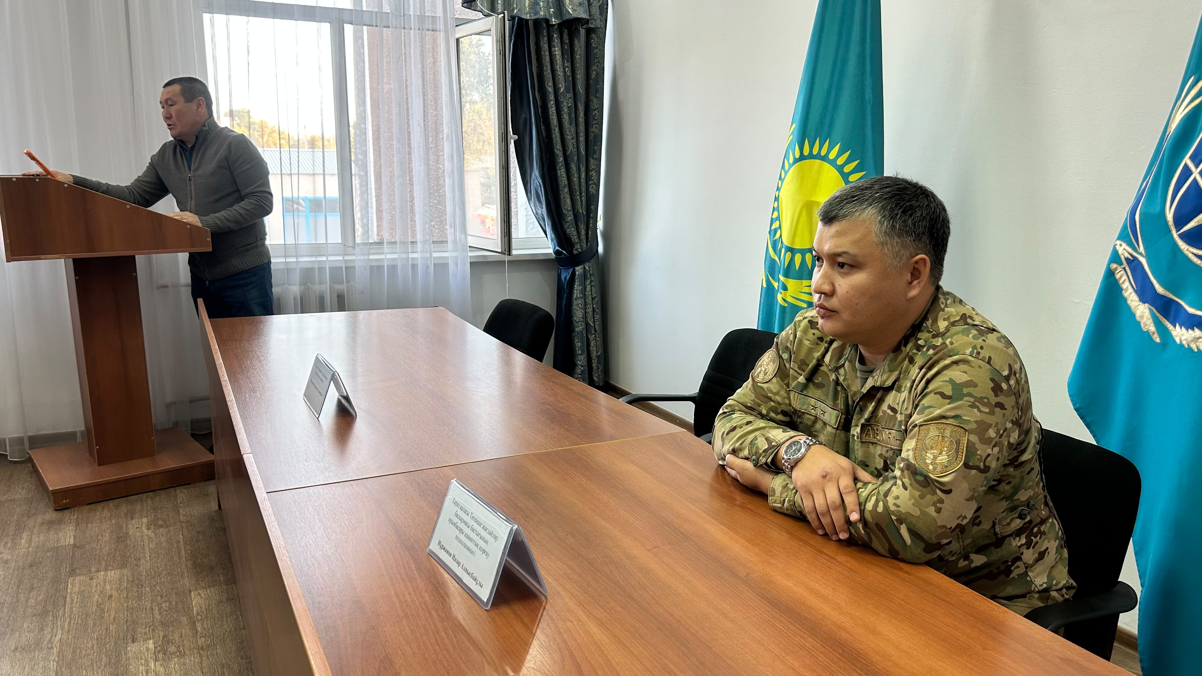 Құтқарушыларды кәсіби мерекелерімен құттықтады