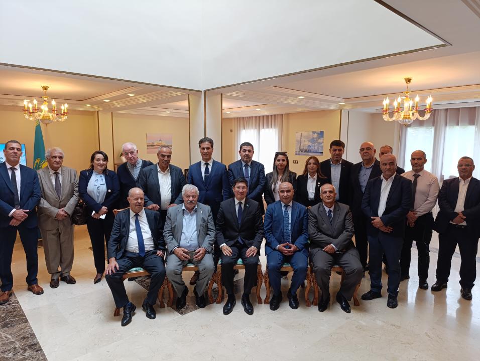 A Business videoconference between Kazakhstan and Algeria held ahead of Republic Day