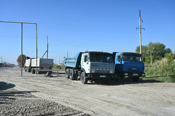 АУДАН ӘКІМІ АСЫҚАТА КЕНТІНІҢ ТАЗАЛЫҒЫН ТЕКСЕРДІ