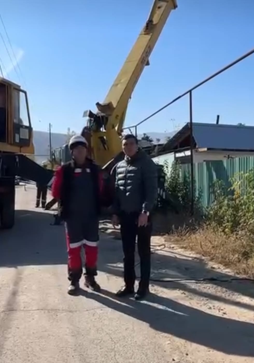 Рахат ауылдық округіне қарасты Қайназар ауылындағы К. Данияров көшесінде ескі электр бағаналарының тозуына байланысты «АЖК» АҚ тарапынан 10 кВ электр желісінің 18 бағанасы ауыстырылды.
