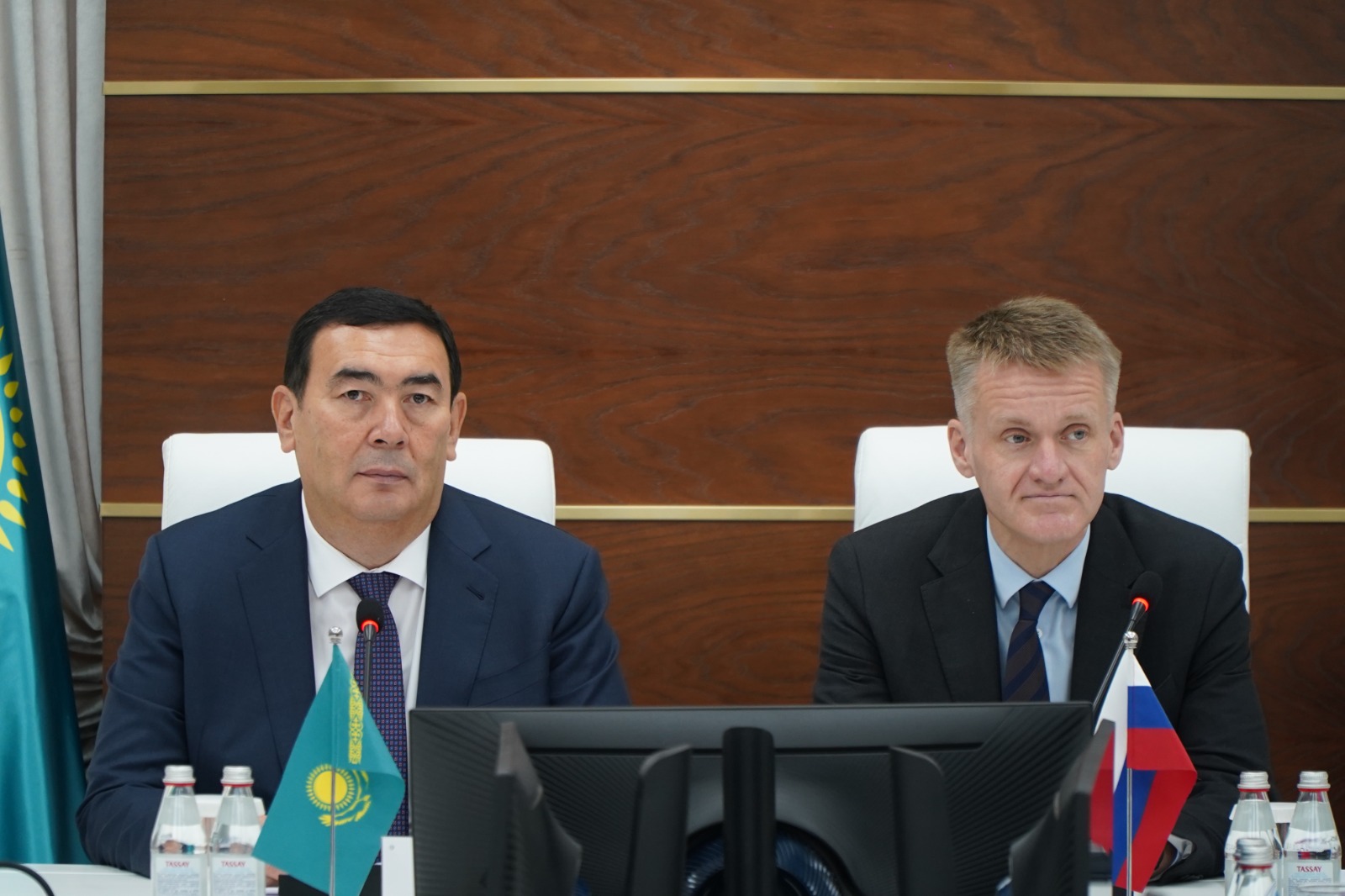 Тараз қаласы мен Ленинград облысы арасында ынтымақтастық байланыс кеңейді
